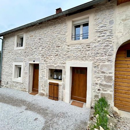 הוילה Châtillon Un Cocon En Plein Coeur Du Jura מראה חיצוני תמונה